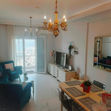 Vintage Art On The Sea Thessaloníki