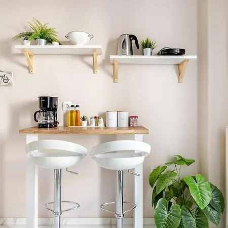 Vintage Art On The Sea Lägenhet